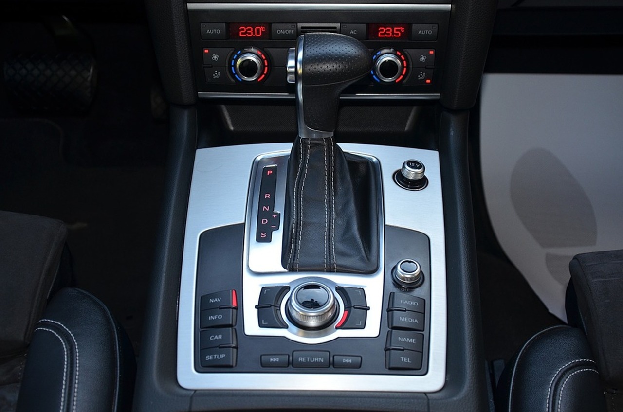 Audi Q7 3.0  V6 TDI QUATTRO  7 PLAZAS.../ SLINE../ NACIONAL / LIBRO REVISIONES.../ FULL OPTION - Foto 35