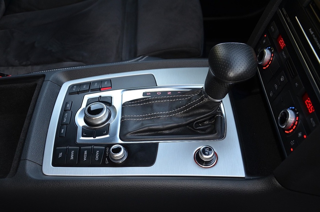 Audi Q7 3.0  V6 TDI QUATTRO  7 PLAZAS.../ SLINE../ NACIONAL / LIBRO REVISIONES.../ FULL OPTION - Foto 29