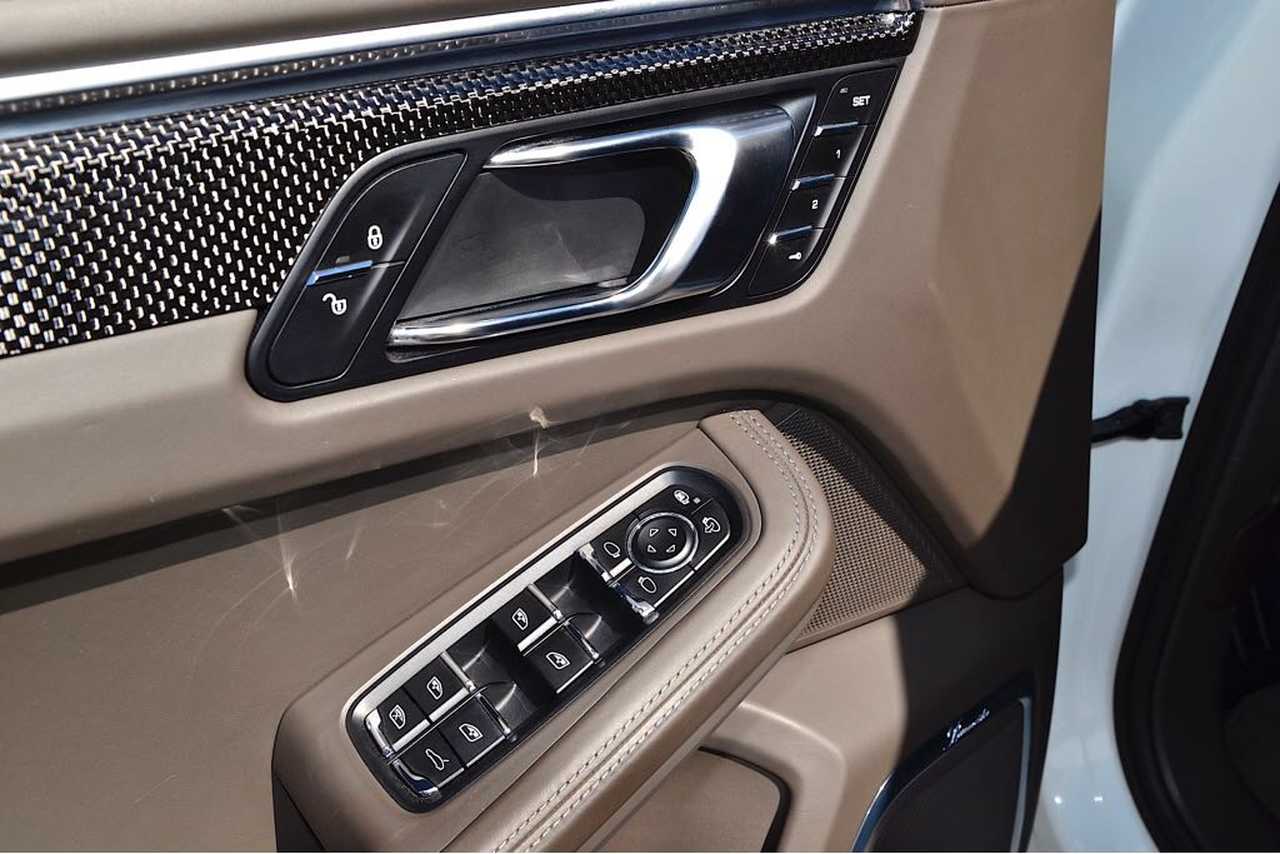 Porsche Macan S Diesel EQUIPAMIENTO ÚNICO Y NACIONAL - Foto 5