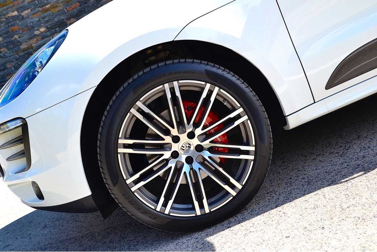 Porsche Macan S Diesel EQUIPAMIENTO ÚNICO Y NACIONAL - Foto 3