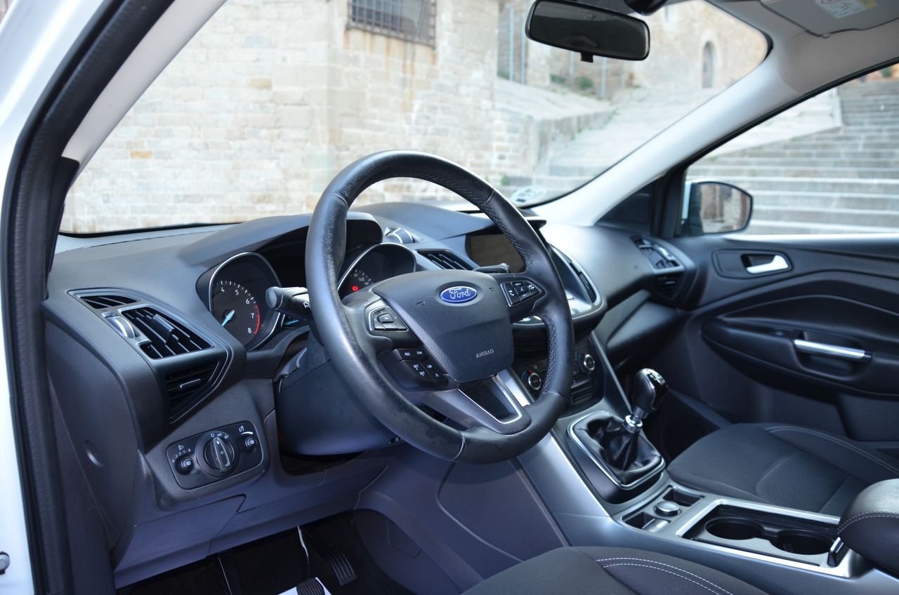 Ford Kuga TREND PLUS 1.5 ECOBOOST 120CV MT6  / NAVEGADOR..PARKTRONIC  RESERVADO  !! - Foto 27