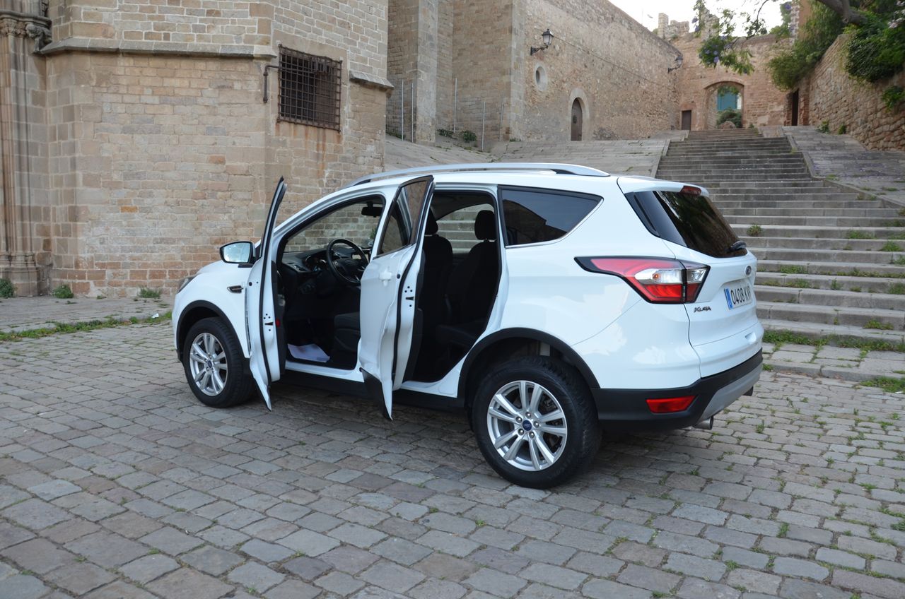 Ford Kuga TREND PLUS 1.5 ECOBOOST 120CV MT6  / NAVEGADOR..PARKTRONIC  RESERVADO  !! - Foto 19