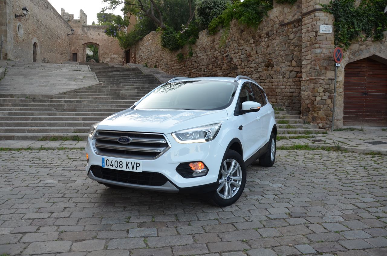 Ford Kuga TREND PLUS 1.5 ECOBOOST 120CV MT6  / NAVEGADOR..PARKTRONIC  RESERVADO  !! - Foto 15