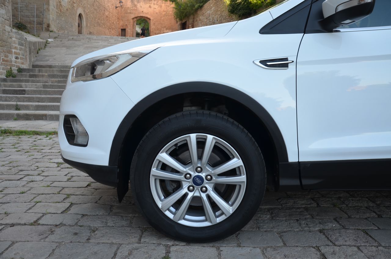 Ford Kuga TREND PLUS 1.5 ECOBOOST 120CV MT6  / NAVEGADOR..PARKTRONIC  RESERVADO  !! - Foto 18