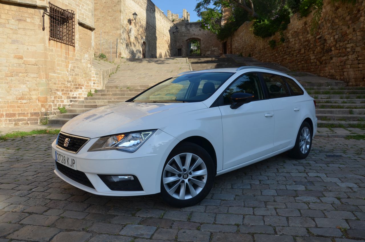 Seat Leon ST STYLE 1.6 TDI 115CV E6  Etiqueta C  - Foto 21