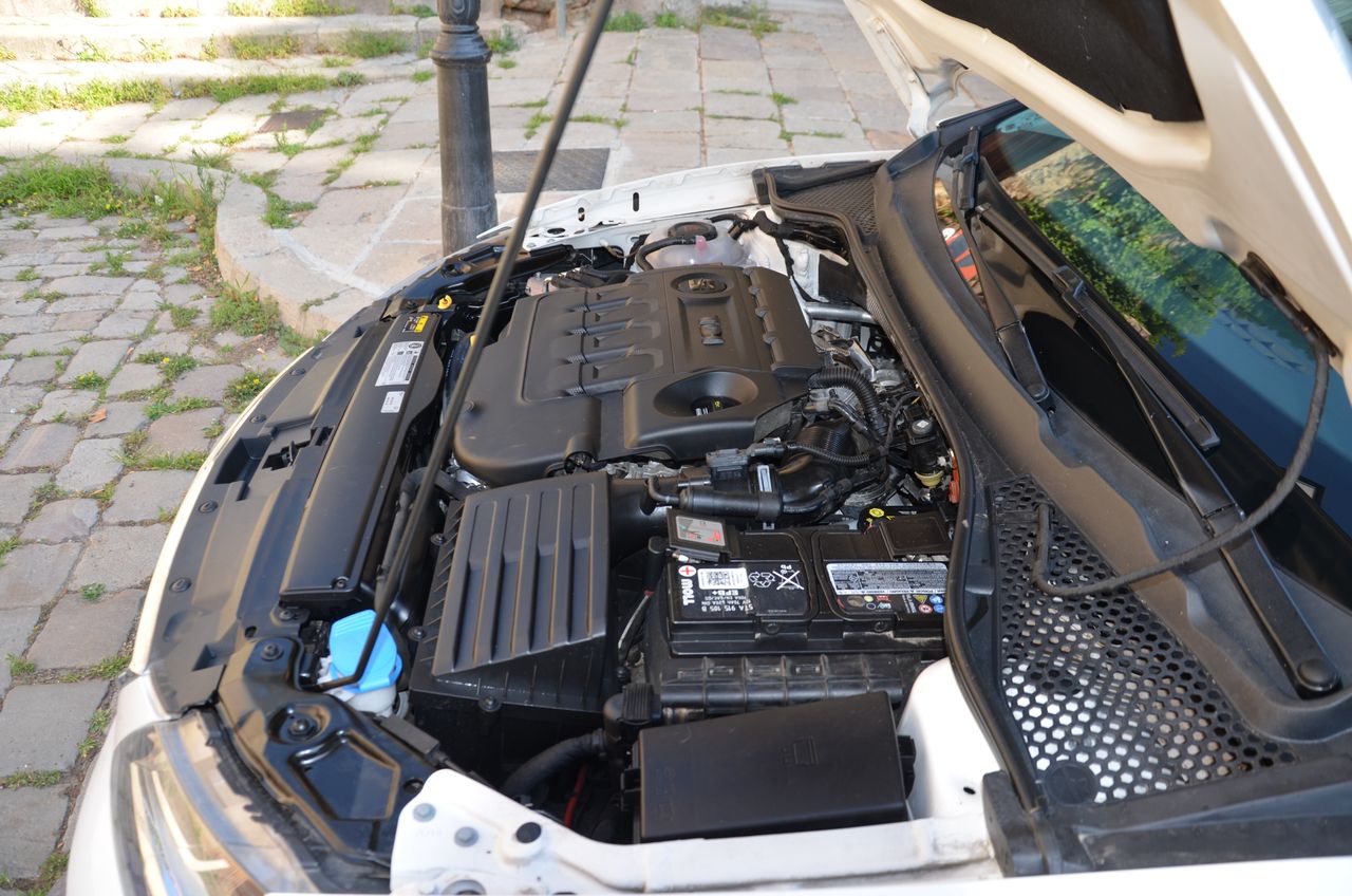 Seat Leon ST STYLE 1.6 TDI 115CV E6  Etiqueta C  - Foto 46