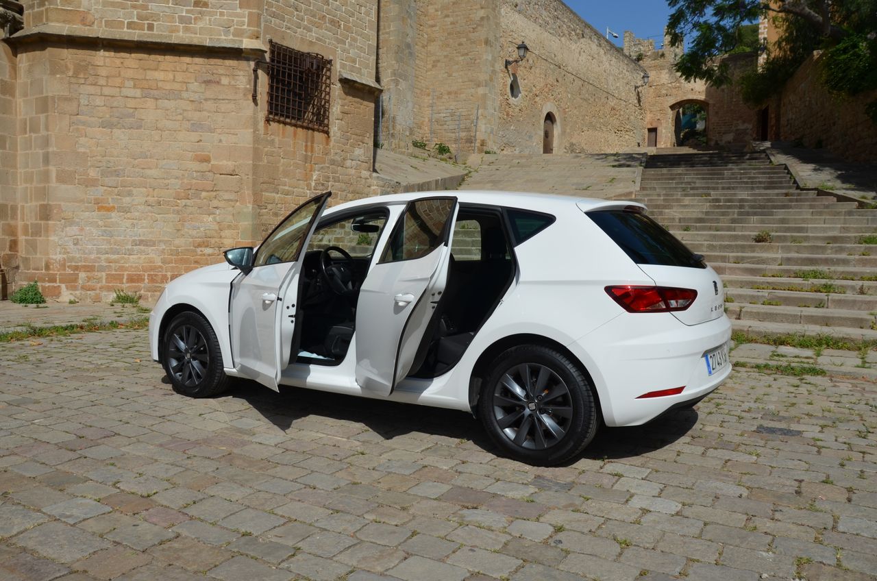 Seat Leon STYLE  VISIO  EDITIÓN 1.5 TSI 130CV MT6 E6 NAVI /  - Foto 35