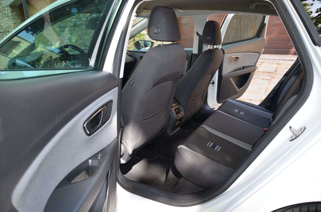 Seat Leon STYLE  VISIO  EDITIÓN 1.5 TSI 130CV MT6 E6 NAVI /  - Foto 40