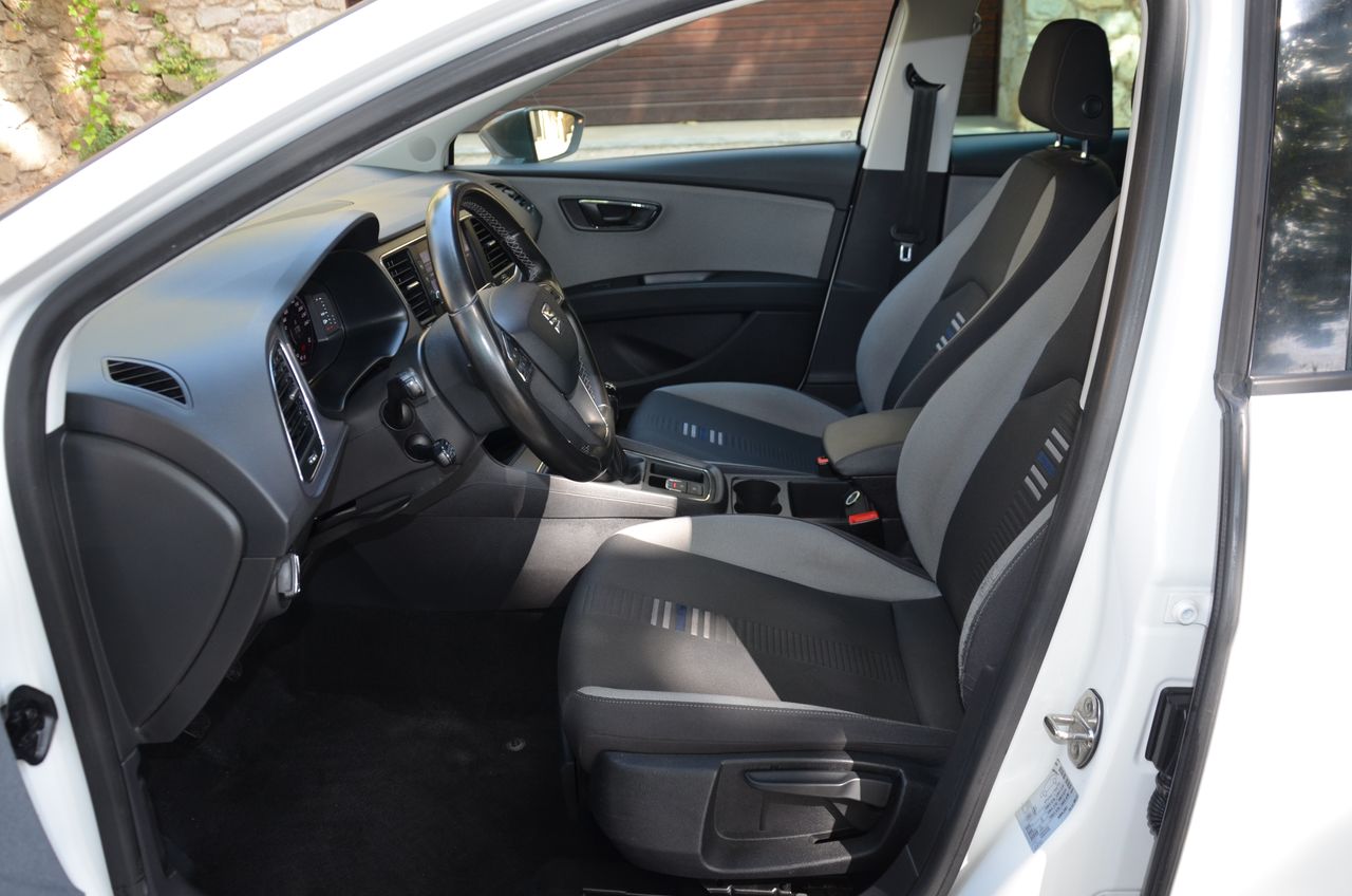 Seat Leon STYLE  VISIO  EDITIÓN 1.5 TSI 130CV MT6 E6 NAVI /  - Foto 21