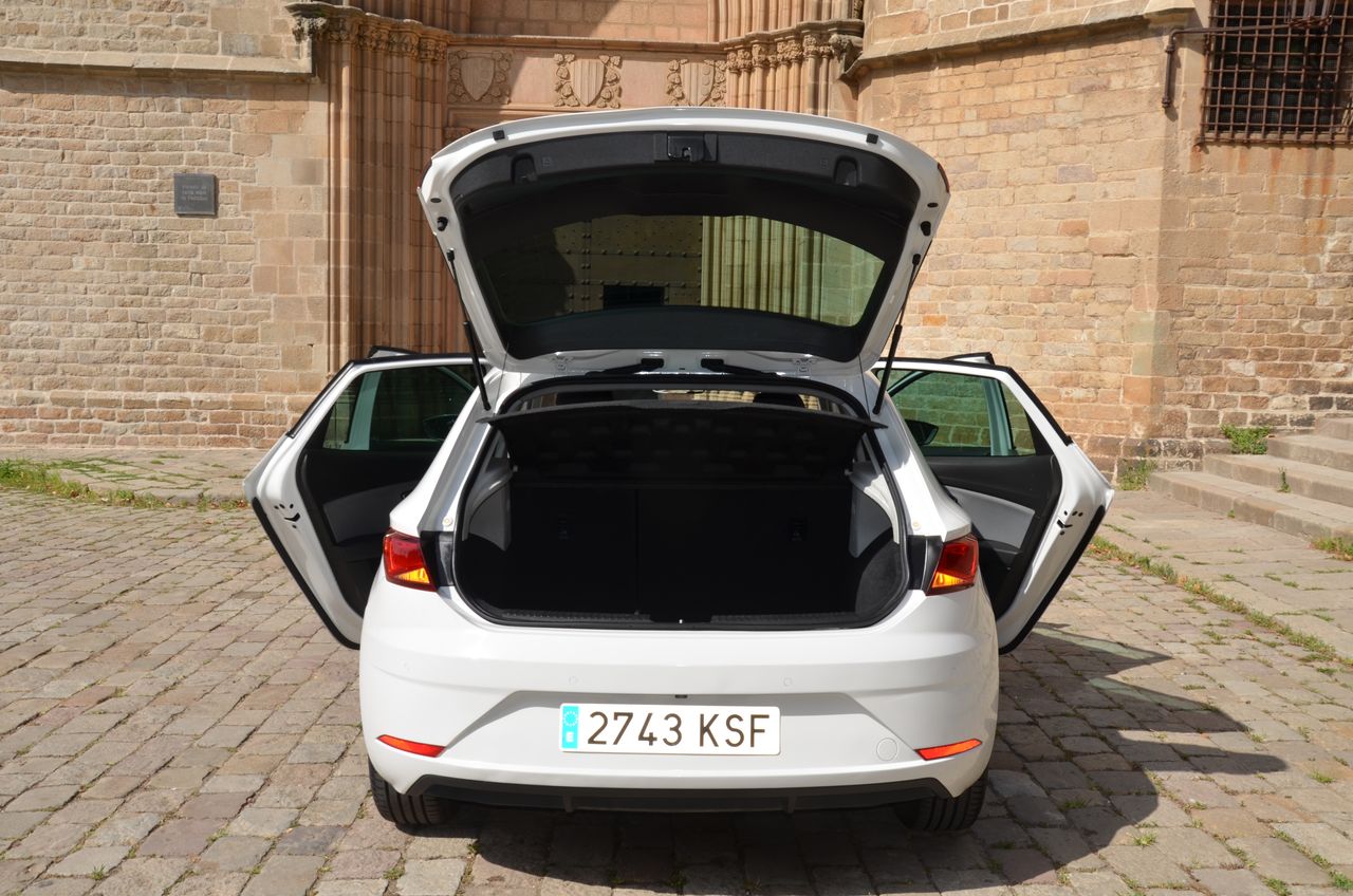 Seat Leon STYLE  VISIO  EDITIÓN 1.5 TSI 130CV MT6 E6 NAVI /  - Foto 27