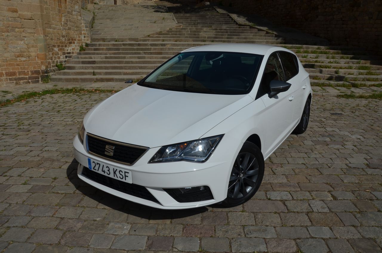 Seat Leon STYLE  VISIO  EDITIÓN 1.5 TSI 130CV MT6 E6 NAVI /  - Foto 25