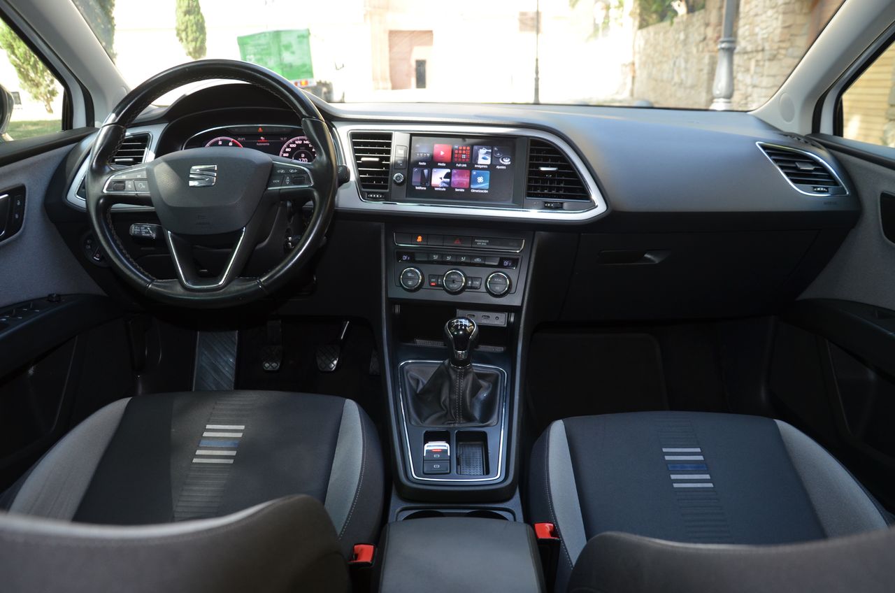 Seat Leon STYLE  VISIO  EDITIÓN 1.5 TSI 130CV MT6 E6 NAVI /  - Foto 13