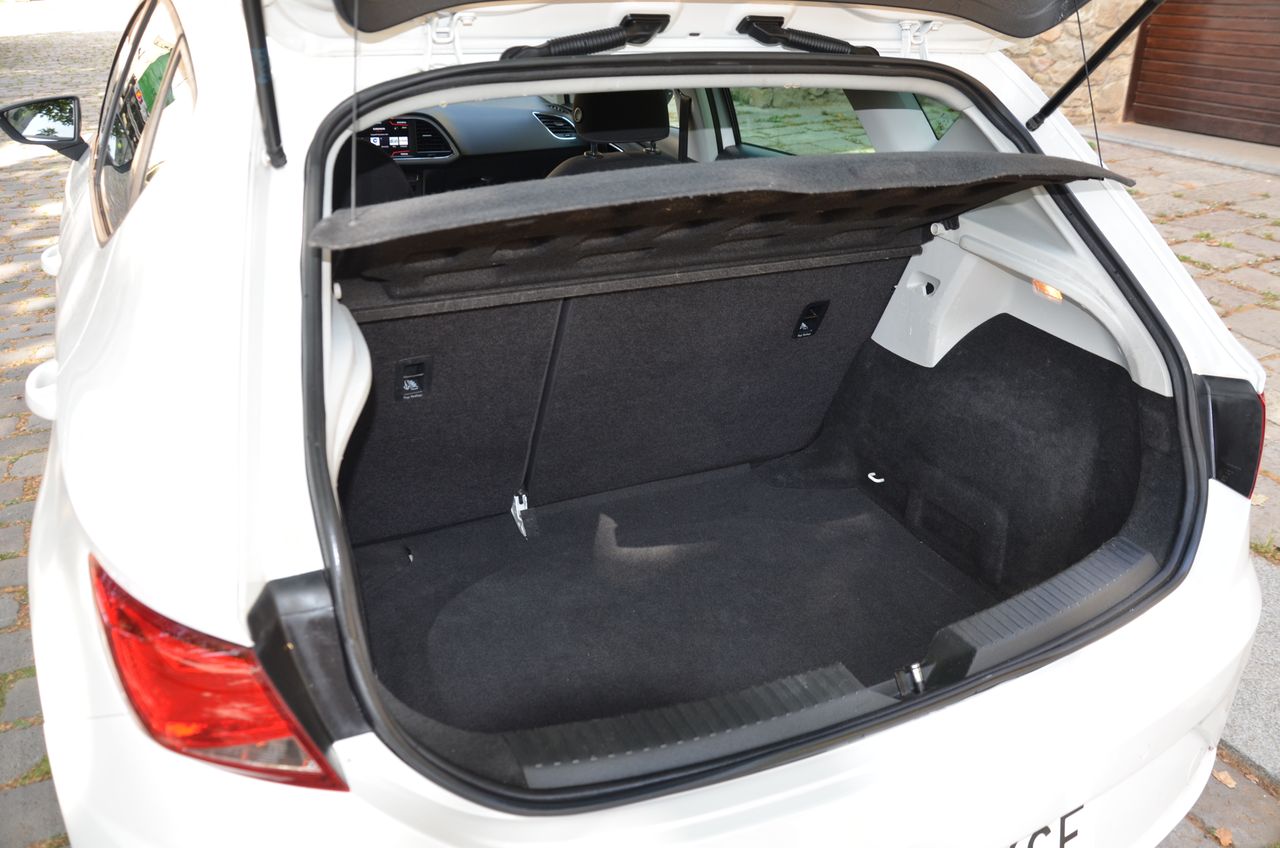 Seat Leon STYLE  VISIO  EDITIÓN 1.5 TSI 130CV MT6 E6 NAVI /  - Foto 41