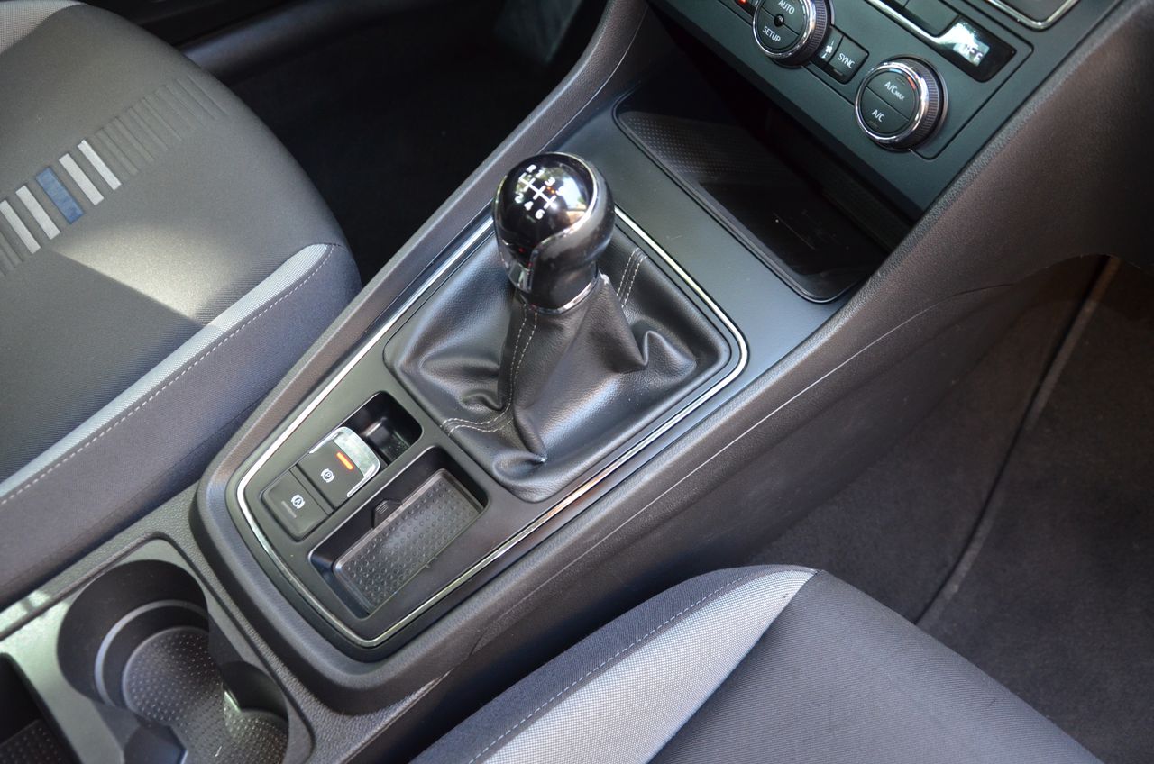 Seat Leon STYLE  VISIO  EDITIÓN 1.5 TSI 130CV MT6 E6 NAVI /  - Foto 57