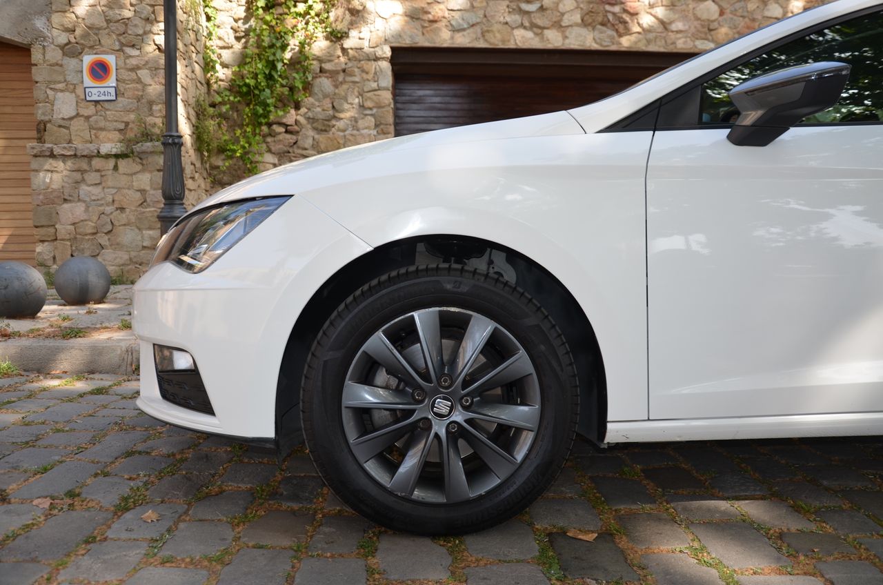 Seat Leon STYLE  VISIO  EDITIÓN 1.5 TSI 130CV MT6 E6 NAVI /  - Foto 46