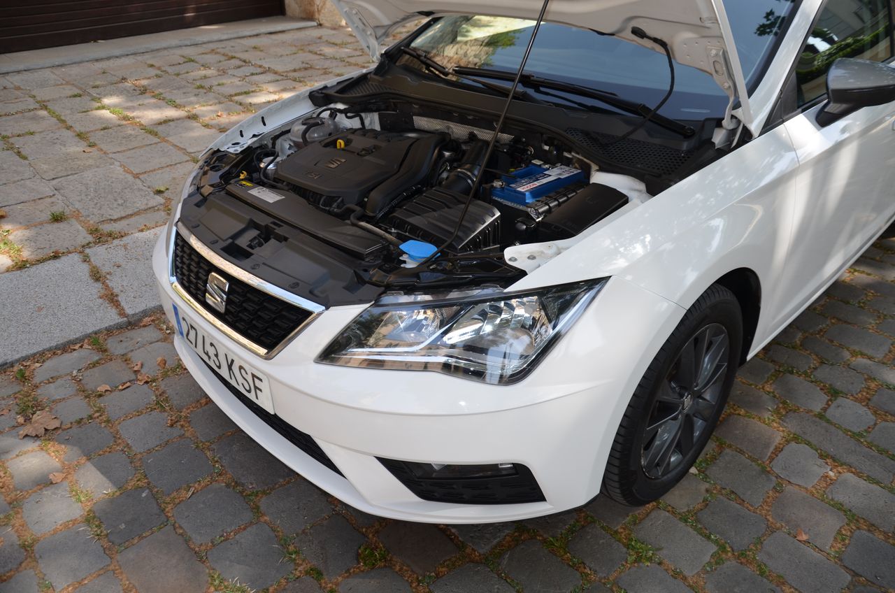 Seat Leon STYLE  VISIO  EDITIÓN 1.5 TSI 130CV MT6 E6 NAVI /  - Foto 63