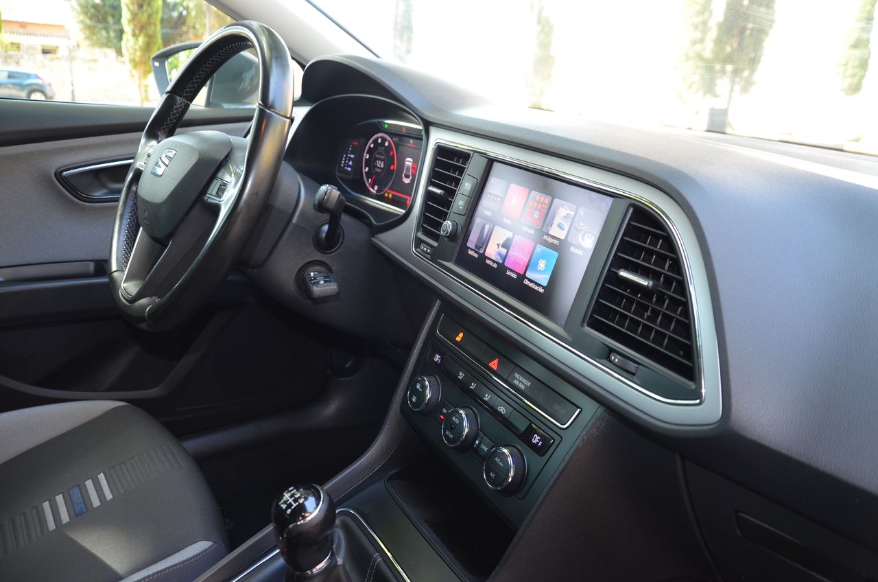 Seat Leon STYLE  VISIO  EDITIÓN 1.5 TSI 130CV MT6 E6 NAVI /  - Foto 62