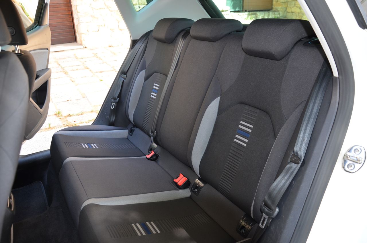 Seat Leon STYLE  VISIO  EDITIÓN 1.5 TSI 130CV MT6 E6 NAVI /  - Foto 6