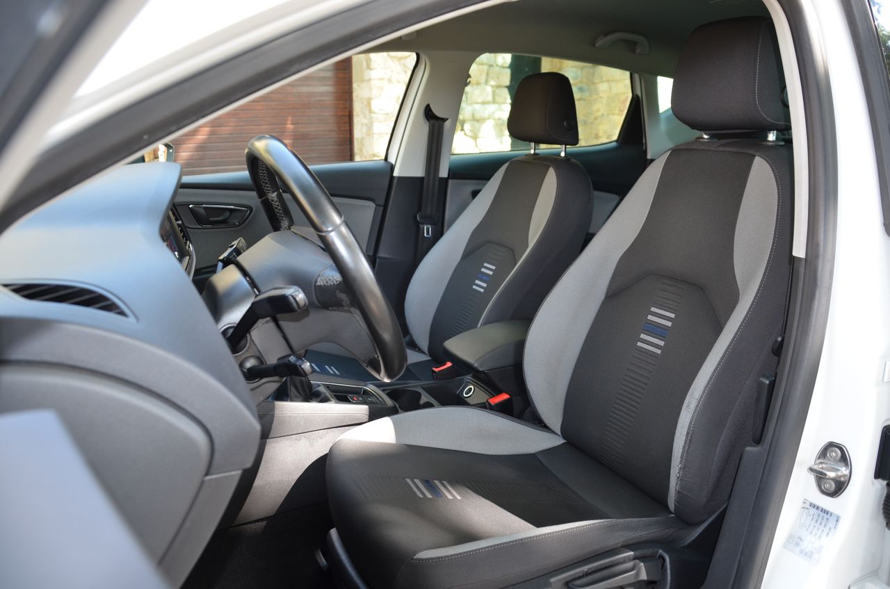 Seat Leon STYLE  VISIO  EDITIÓN 1.5 TSI 130CV MT6 E6 NAVI /  - Foto 38