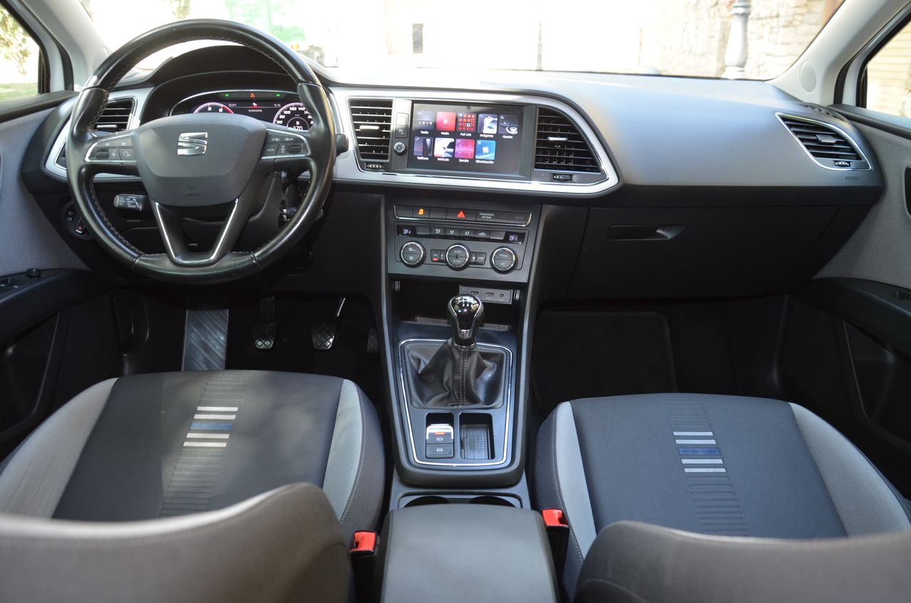 Seat Leon STYLE  VISIO  EDITIÓN 1.5 TSI 130CV MT6 E6 NAVI /  - Foto 58