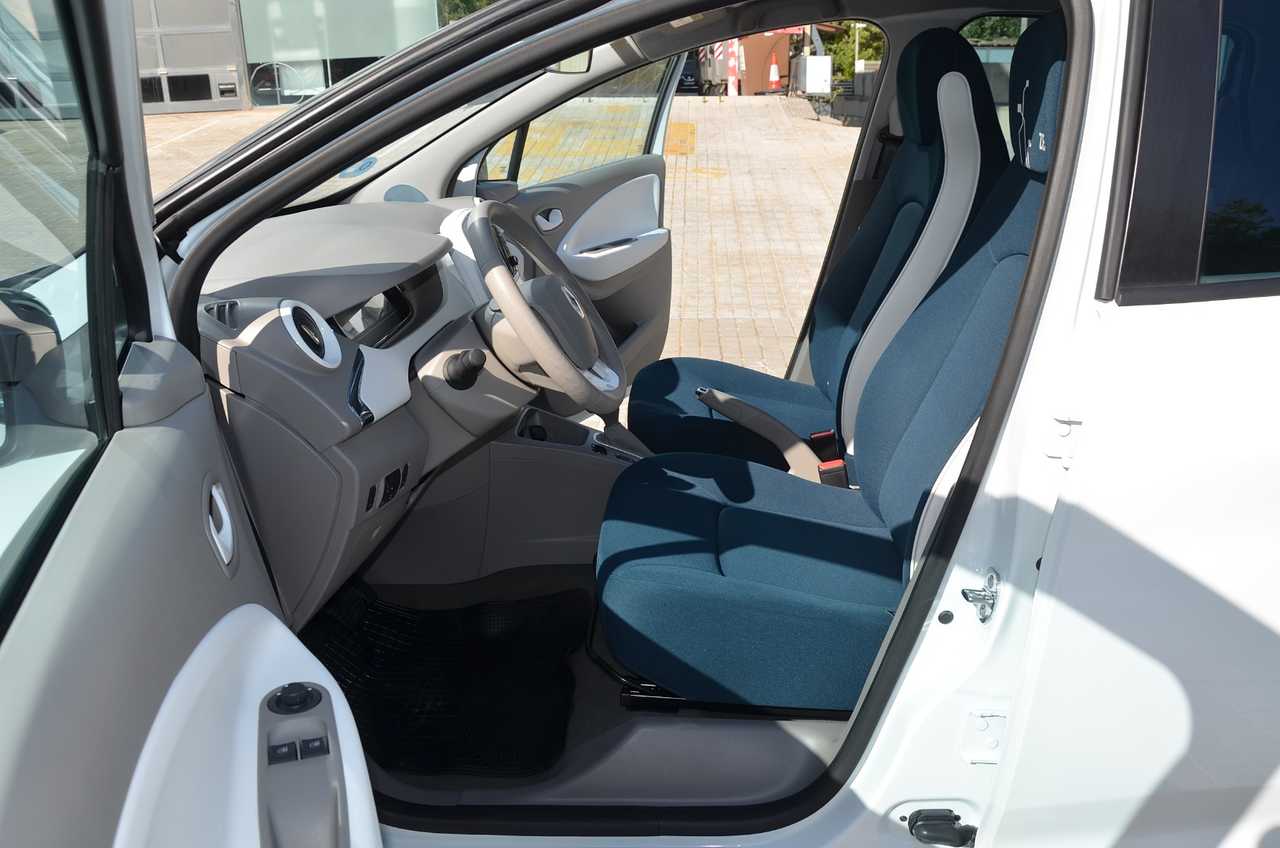 Renault Zoe LIFE  5 PUERTAS ../ REESTRENO ../ELÉCTRICO ../SÓLO 19.000 KM  - Foto 11