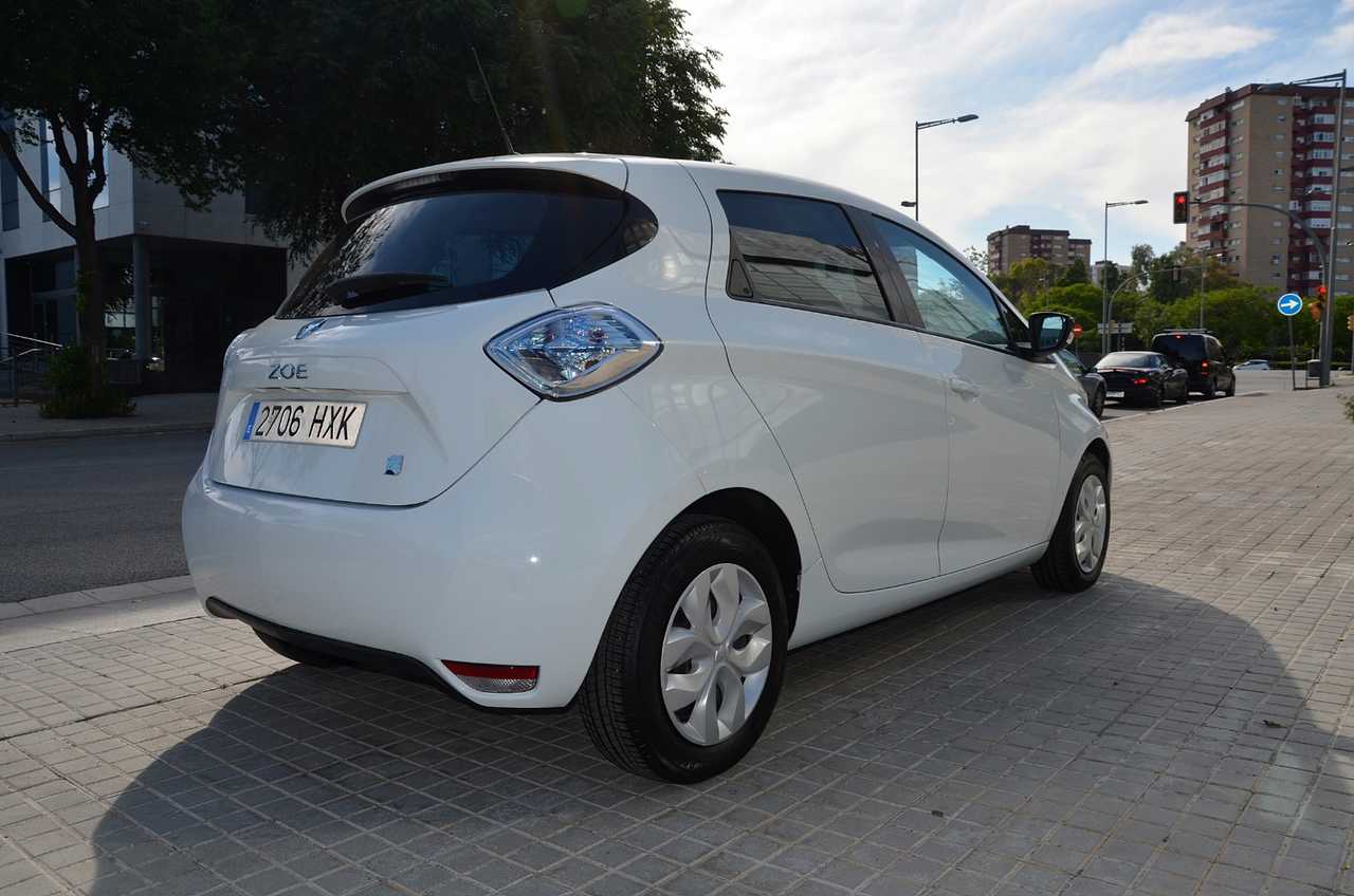 Renault Zoe LIFE  5 PUERTAS ../ REESTRENO ../ELÉCTRICO ../SÓLO 19.000 KM  - Foto 27