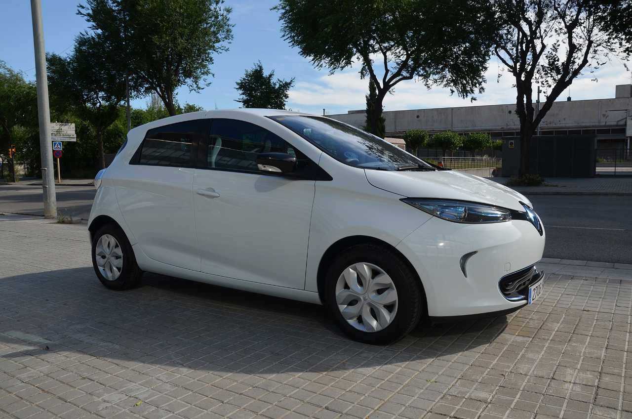 Renault Zoe LIFE  5 PUERTAS ../ REESTRENO ../ELÉCTRICO ../SÓLO 19.000 KM  - Foto 16