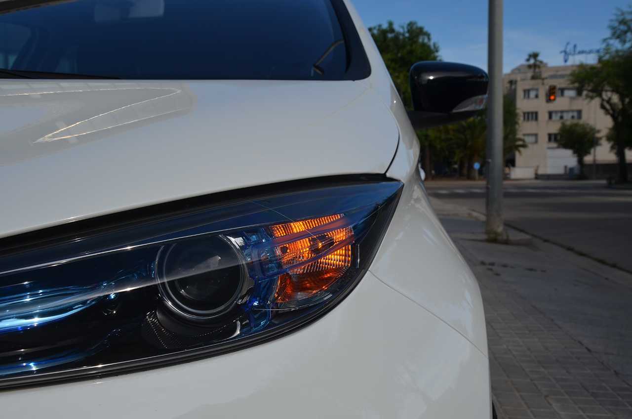 Renault Zoe LIFE  5 PUERTAS ../ REESTRENO ../ELÉCTRICO ../SÓLO 19.000 KM  - Foto 25