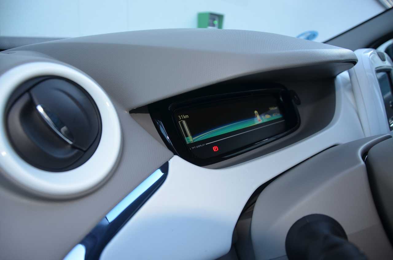 Renault Zoe LIFE  5 PUERTAS ../ REESTRENO ../ELÉCTRICO ../SÓLO 19.000 KM  - Foto 40