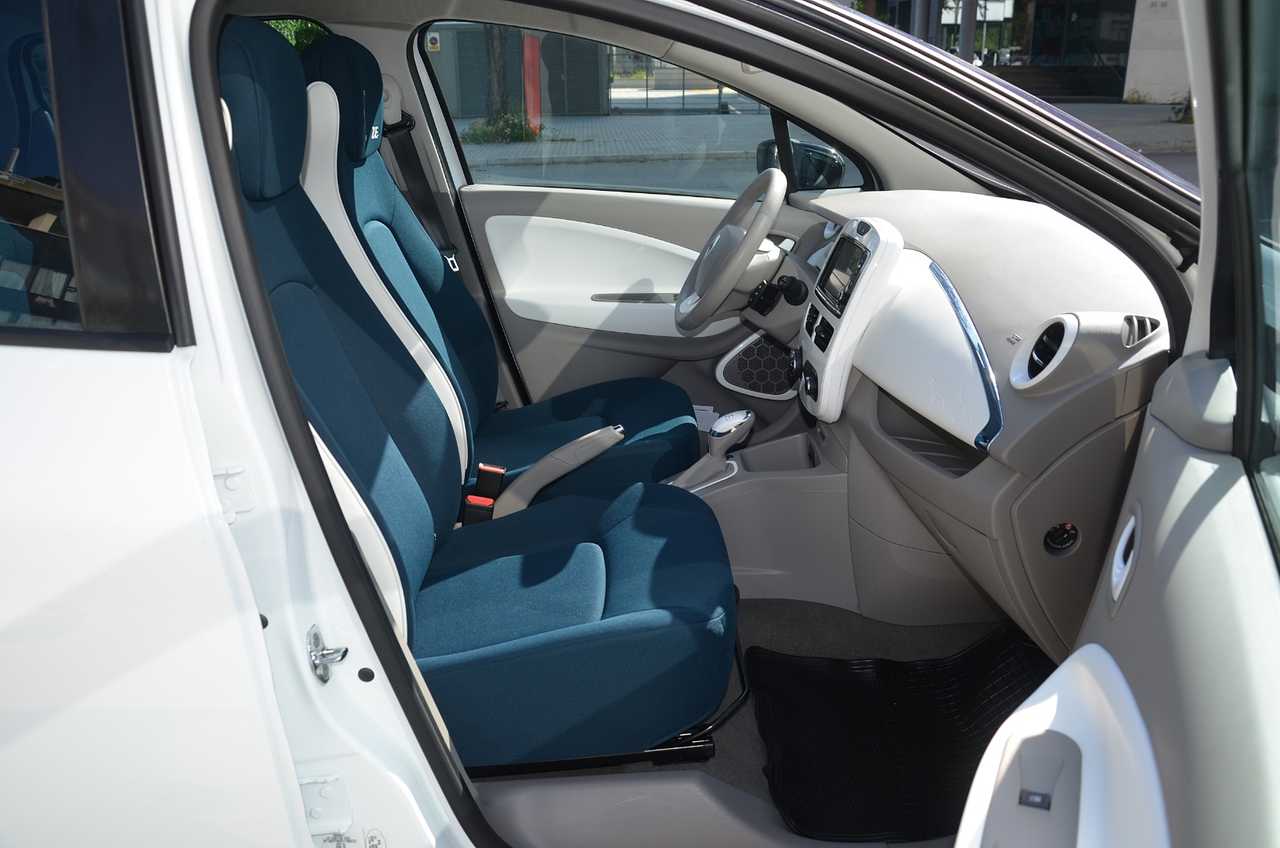 Renault Zoe LIFE  5 PUERTAS ../ REESTRENO ../ELÉCTRICO ../SÓLO 19.000 KM  - Foto 21