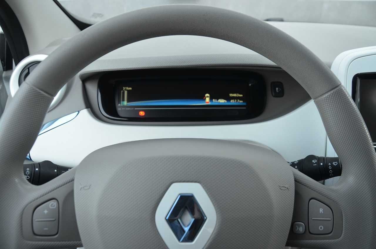 Renault Zoe LIFE  5 PUERTAS ../ REESTRENO ../ELÉCTRICO ../SÓLO 19.000 KM  - Foto 20