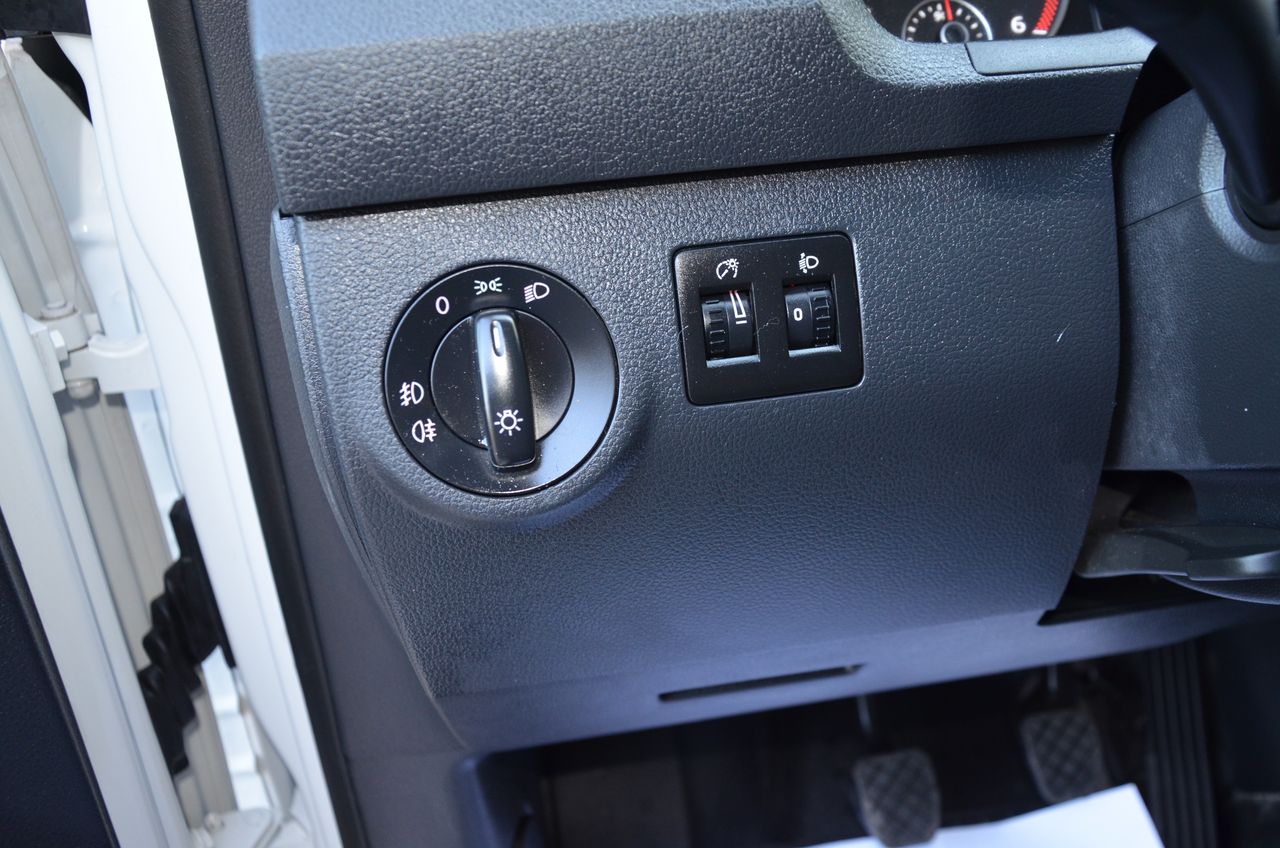 Volkswagen Caddy BLACK FRIDAY WEEK IS HERE ...  - Foto 11