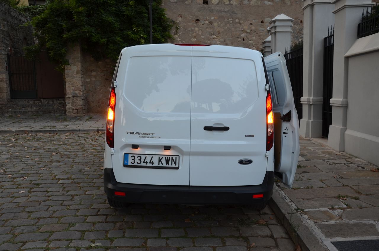 Ford Transit Connect FURGÓN 210 L2 TREND 1.5 Ecoblue 120cv MT6 E6 ( BATALLA LARGA )  - Foto 7