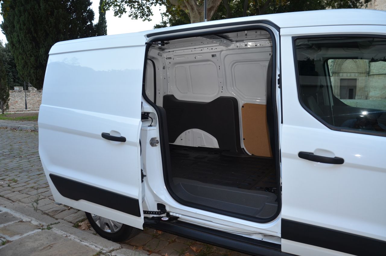 Ford Transit Connect FURGÓN 210 L2 TREND 1.5 Ecoblue 120cv MT6 E6 ( BATALLA LARGA )  - Foto 24