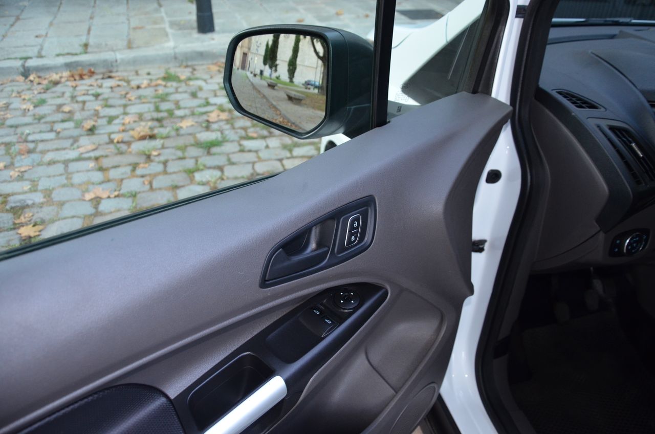 Ford Transit Connect FURGÓN 210 L2 TREND 1.5 Ecoblue 120cv MT6 E6 ( BATALLA LARGA )  - Foto 3