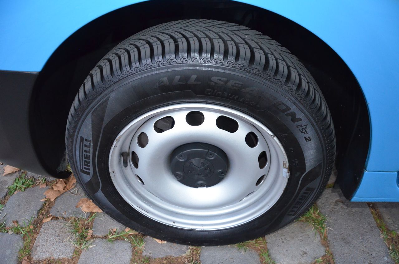 Peugeot Partner FURGÓN CONFORT PACK L1 1.6 BlueHDI 75 .../ ESTANTERÍAS Y SUELO REFORZADO - Foto 42