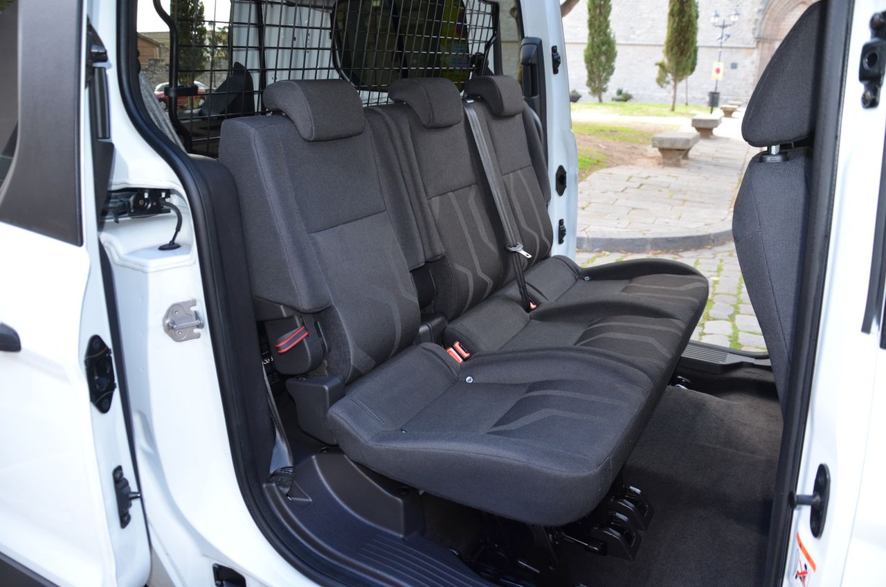 Ford Transit Connect KOMBI LARG TREND 230 L2 100CV ( BATALLA LARGA )  - Foto 26