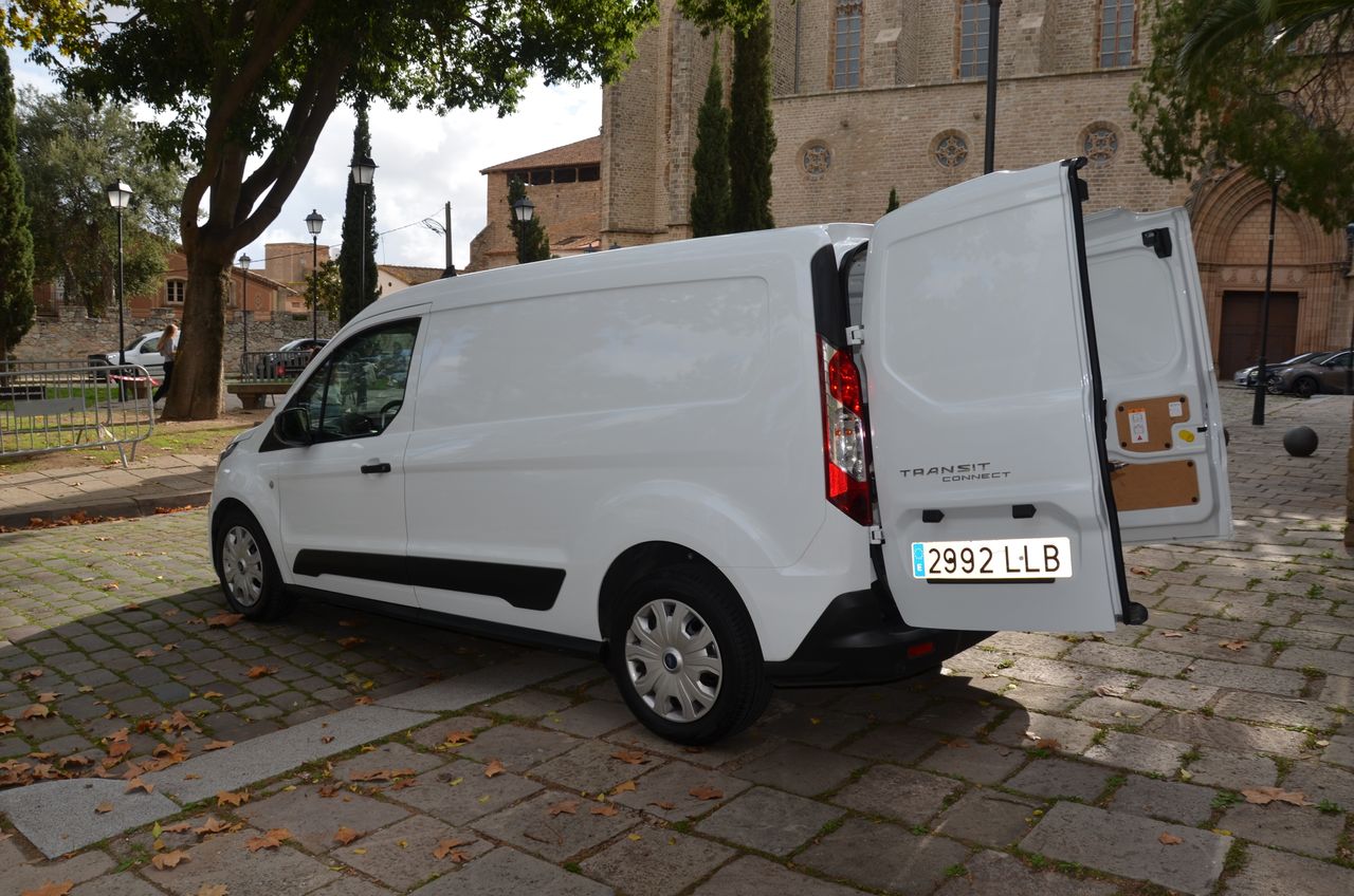 Ford Transit Connect FURGÓN 210 L2 TREND 1.5 ECOBLUE 100CV /BATALLA LARGA.../  3 PLAZAS - Foto 36