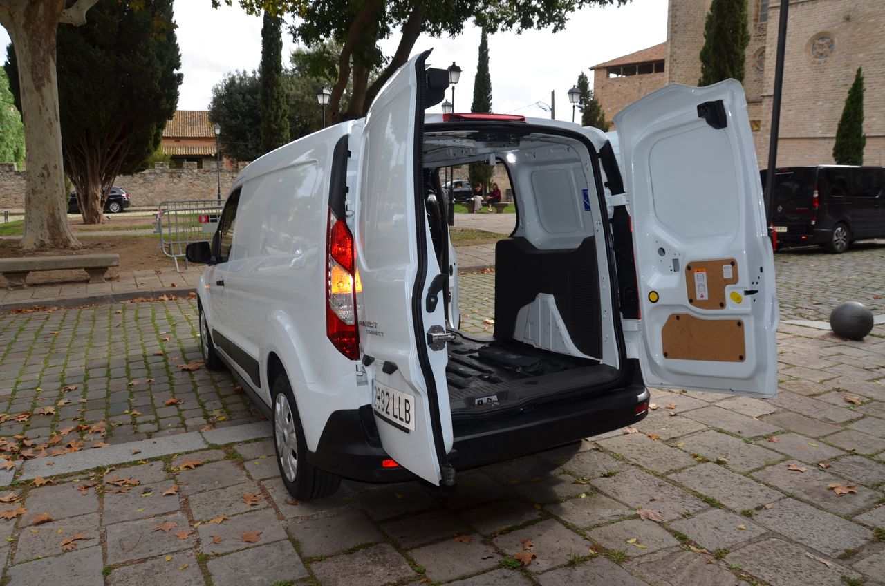 Ford Transit Connect FURGÓN 210 L2 TREND 1.5 ECOBLUE 100CV /BATALLA LARGA.../  3 PLAZAS - Foto 34