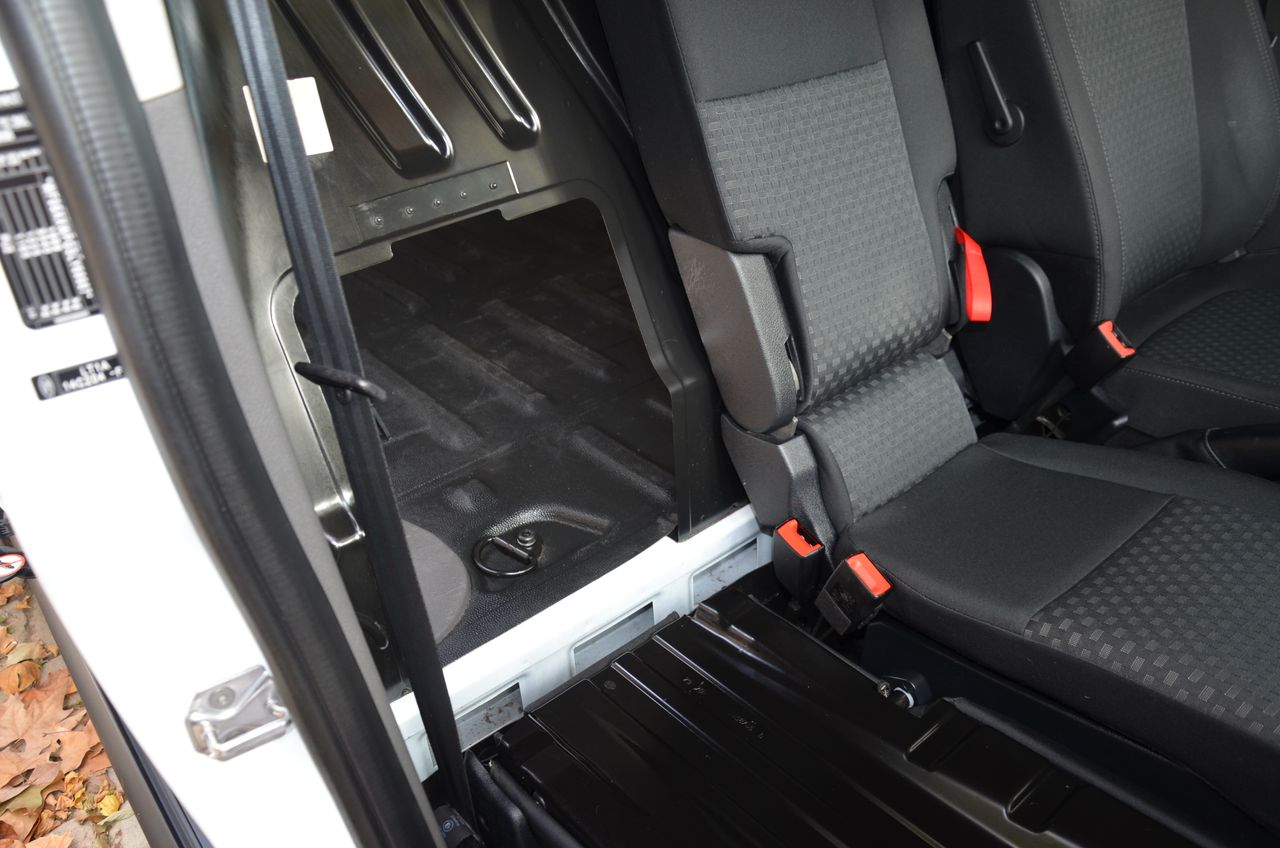 Ford Transit Connect FURGÓN 210 L2 TREND 1.5 ECOBLUE 100CV /BATALLA LARGA.../  3 PLAZAS - Foto 39