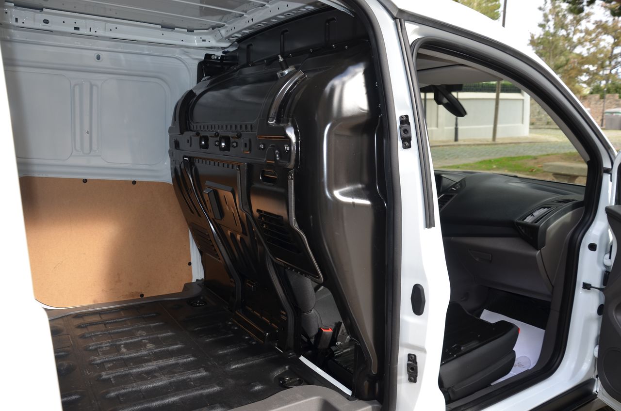 Ford Transit Connect FURGÓN 210 L2 TREND 1.5 ECOBLUE 100CV /BATALLA LARGA.../  3 PLAZAS - Foto 10
