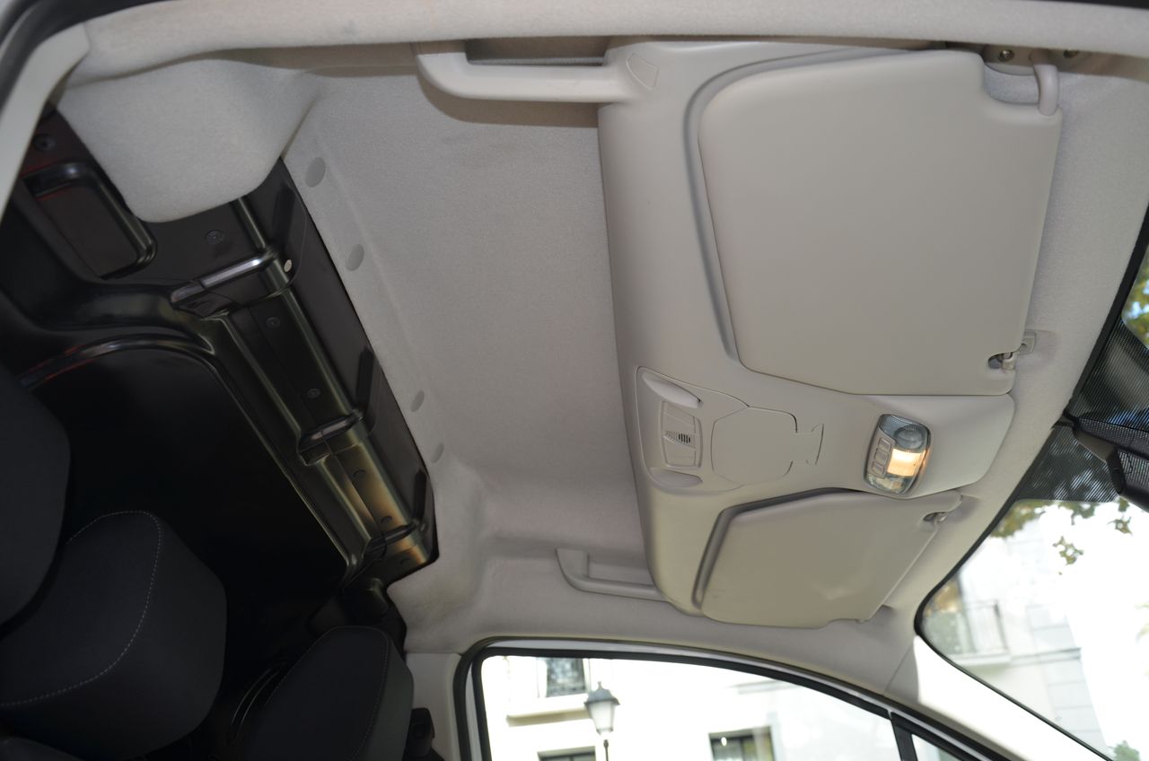 Ford Transit Connect FURGÓN 210 L2 TREND 1.5 ECOBLUE 100CV /BATALLA LARGA.../  3 PLAZAS - Foto 32