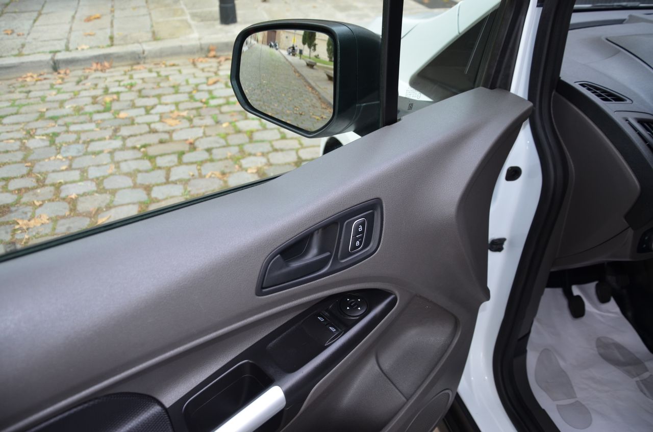 Ford Transit Connect VAN 1.5 TDCI TREND 200 L1 FURGÓN../OPORTUNIDAD../ ECOBLUE  - Foto 33