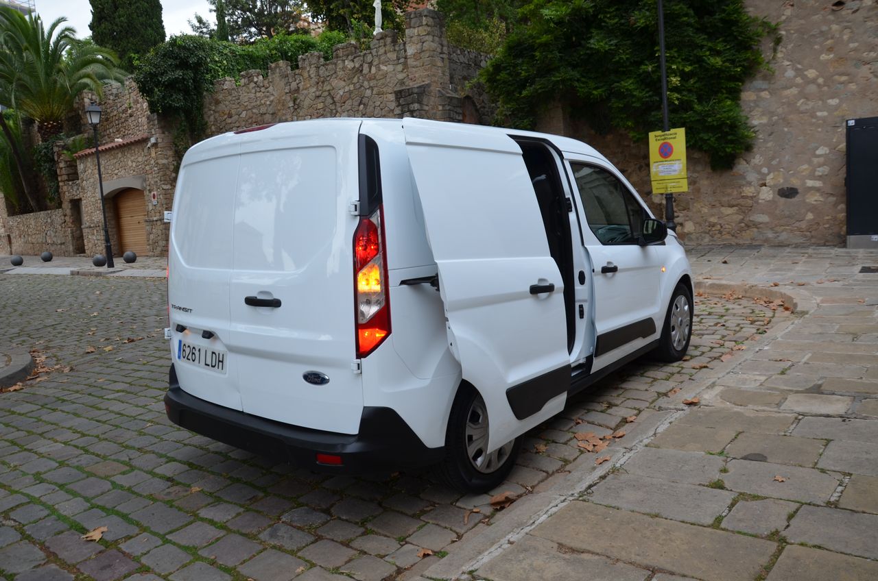 Ford Transit Connect VAN 1.5 TDCI TREND 200 L1 FURGÓN../OPORTUNIDAD../ ECOBLUE  - Foto 12