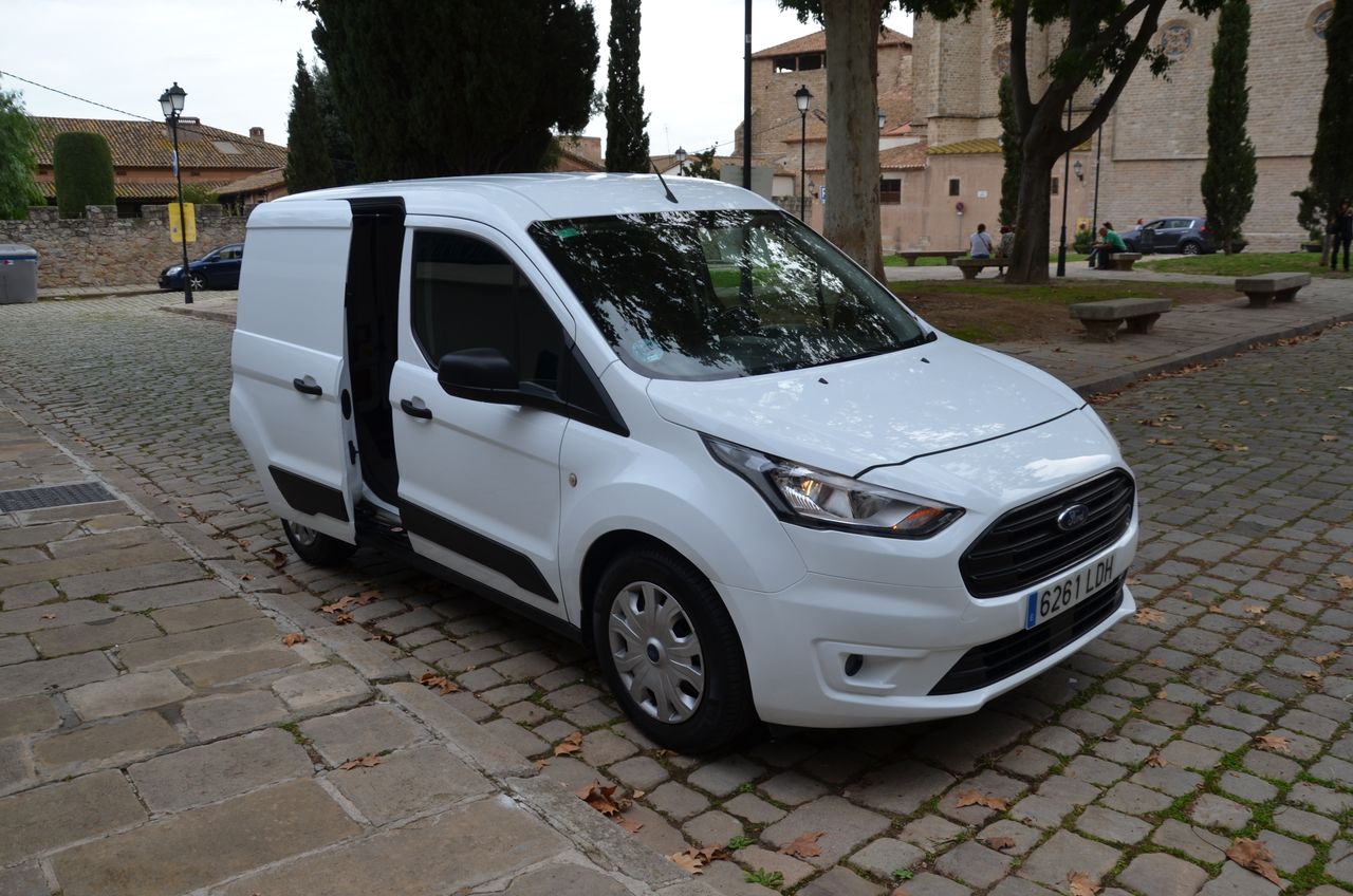 Ford Transit Connect VAN 1.5 TDCI TREND 200 L1 FURGÓN../OPORTUNIDAD../ ECOBLUE  - Foto 53