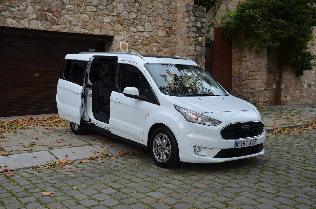 Ford Grand Tourneo Connect TITANIUM 1.5 TDCI MT6 E6  FULL OPCIÓN..TECHO PANORÁMICO                                    **** VENDIDO **** - Foto 15