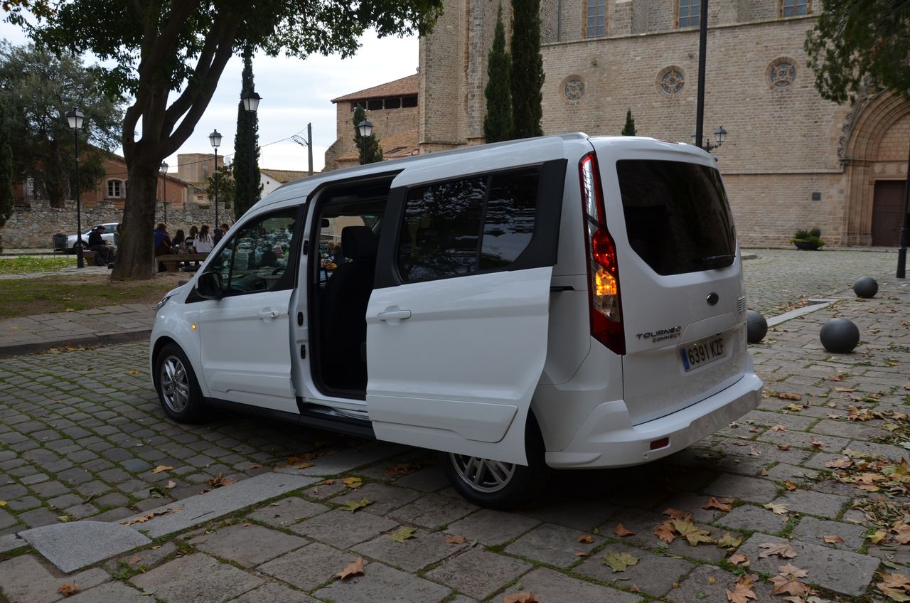 Ford Grand Tourneo Connect TITANIUM 1.5 TDCI MT6 E6  FULL OPCIÓN..TECHO PANORÁMICO                                    **** VENDIDO **** - Foto 14
