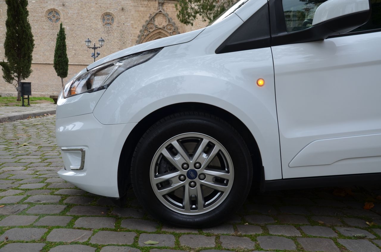 Ford Grand Tourneo Connect TITANIUM 1.5 TDCI MT6 E6  FULL OPCIÓN..TECHO PANORÁMICO                                    **** VENDIDO **** - Foto 12