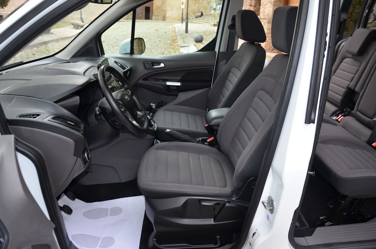 Ford Grand Tourneo Connect TITANIUM 1.5 TDCI MT6 E6  FULL OPCIÓN..TECHO PANORÁMICO                                    **** VENDIDO **** - Foto 32