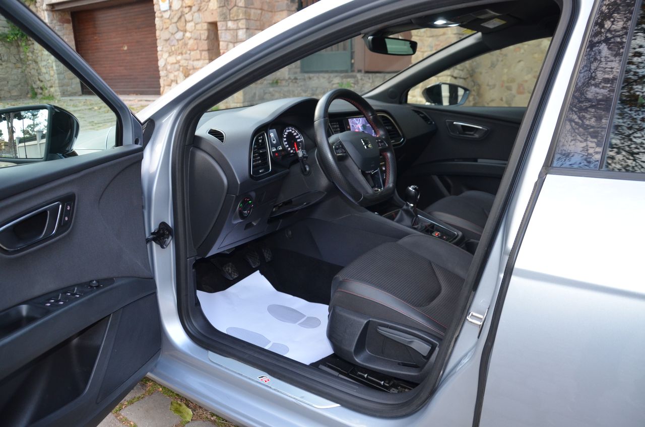 Seat Leon 1.5  ECOTSI 150CV S&S   FR  NAVI .. cámaras visión 12 meses GARANTIZADO  - Foto 40